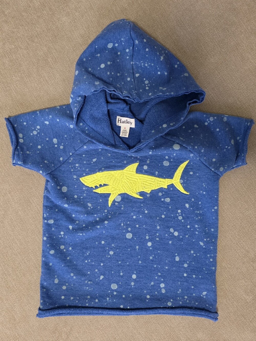 Hatley Blue Short-Sleeve Hoodie with Neon Yellow Shark Size 3
